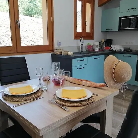 Special Couple - 3 Etoiles En Auvergne - Gorges Allier 43 度假居